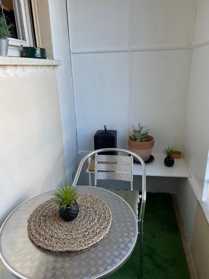 Grand Studio 7 Minutes De La Plage Et Climatise Sur Juan Les Pins Antibes Exterior foto