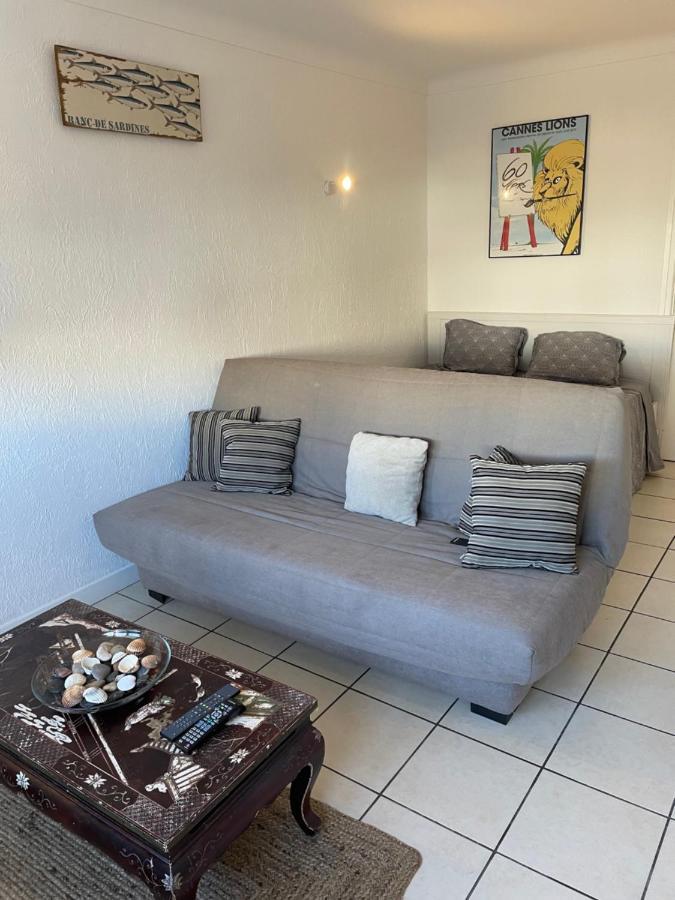 Grand Studio 7 Minutes De La Plage Et Climatise Sur Juan Les Pins Antibes Exterior foto
